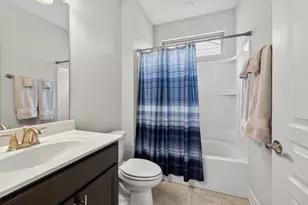 5736 Cypress Bluff Ln, Hoschton, GA 30548 - Photo 9