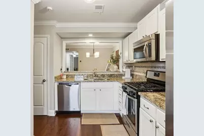 2901 Lenox Road #1002, Atlanta, GA 30324 - Photo 9