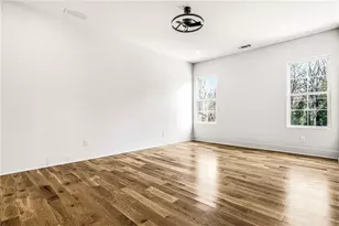 320 Hammond Dr, Atlanta, GA 30328 - Photo 33