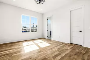 320 Hammond Dr, Atlanta, GA 30328 - Photo 29