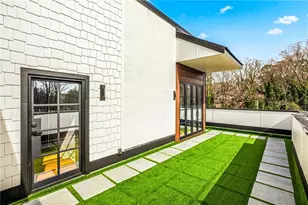 320 Hammond Dr, Atlanta, GA 30328 - Photo 15