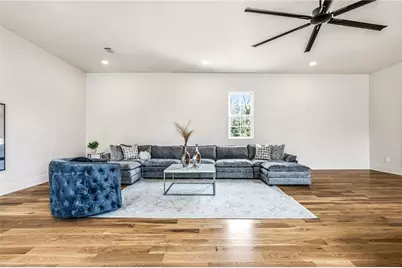 320 Hammond Drive, Atlanta, GA 30328 - Photo 25