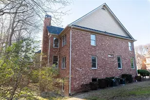 2060 Vicarage Ln, Snellville, GA 30078 - Photo 11