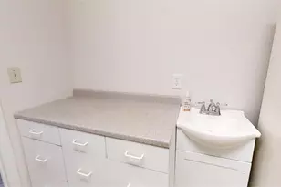 300 Johnson Ferry Road NE, Atlanta, GA 30328 - Photo 17