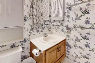 300 Johnson Ferry Road NE, Atlanta, GA 30328 - Photo 5