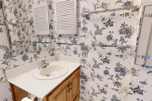 300 Johnson Ferry Road NE, Atlanta, GA 30328 - Photo 15