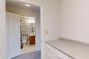 300 Johnson Ferry Road NE, Atlanta, GA 30328 - Photo 11