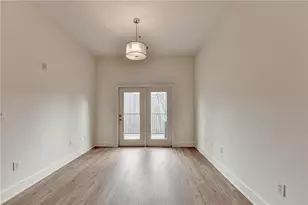 799 Hammond Dr, Atlanta, GA 30328 - Photo 19