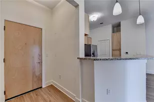 799 Hammond Dr, Atlanta, GA 30328 - Photo 11