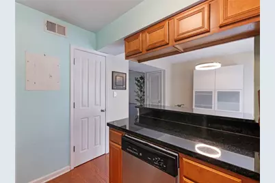 6940 Roswell Road #C6, Atlanta, GA 30328 - Photo 11