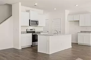 12058 Conrad Cir, Hampton, GA 30228 - Photo 5