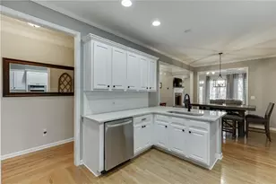 5751 Community Ln, Hoschton, GA 30548 - Photo 11