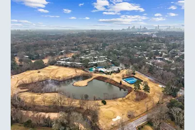 144 Woodmere Square NW, Atlanta, GA 30327 - Photo 3