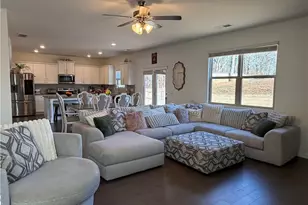 407 Noblewood Dr, McDonough, GA 30252 - Photo 13