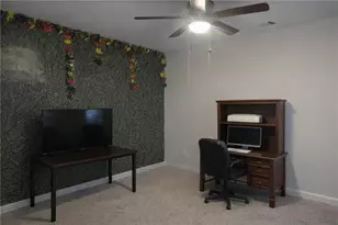 461 Lake Ridge Ln, Fairburn, GA 30213 - Photo 9