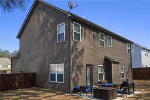 461 Lake Ridge Ln, Fairburn, GA 30213 - Photo 3