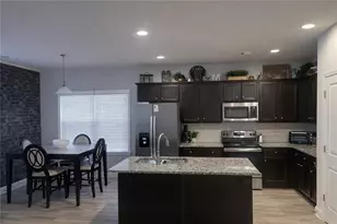 461 Lake Ridge Ln, Fairburn, GA 30213 - Photo 5