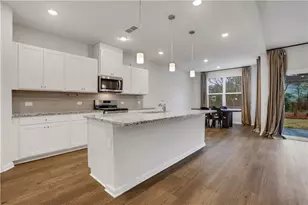 14 Green Love Ln, Grayson, GA 30017 - Photo 9