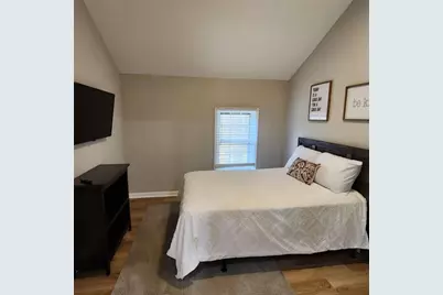 1301 Cambridge Avenue, East Point, GA 30344 - Photo 5