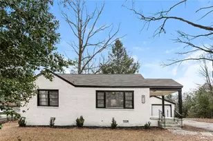 811 Dennis Dr, Forest Park, GA 30297 - Photo 1