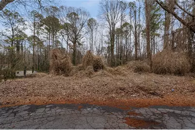 4593 Battle Court NE, Kennesaw, GA 30144 - Photo 5