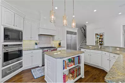 517 Gramercy Drive NE, Marietta, GA 30068 - Photo 3