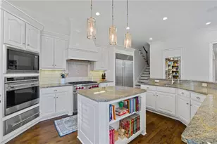 517 Gramercy Dr NE, Marietta, GA 30068 - Photo 3