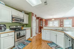 1185 Wendy Way, Winder, GA 30680 - Photo 11