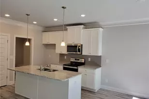 24A Richardson St, Winder, GA 30680 - Photo 5