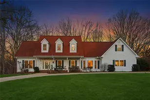 124 Golden Autumn Dr, Dahlonega, GA 30533 - Photo 3