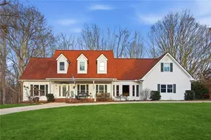 124 Golden Autumn Dr, Dahlonega, GA 30533 - Photo 1