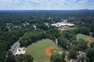 187 Thomas Cir, Roswell, GA 30075 - Photo 17