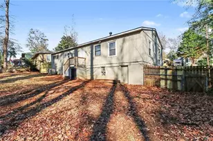 6099 Biscayne Dr, Forest Park, GA 30297 - Photo 21