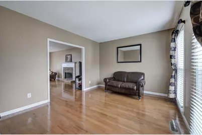 1000 Evian Way, Kennesaw, GA 30152 - Photo 11