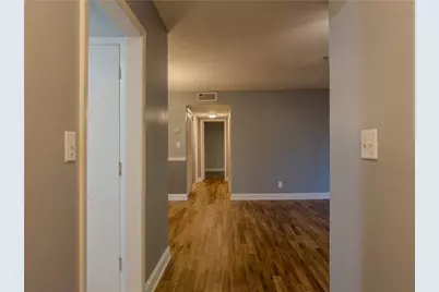 2610 Cumberland Court, Smyrna, GA 30080 - Photo 9