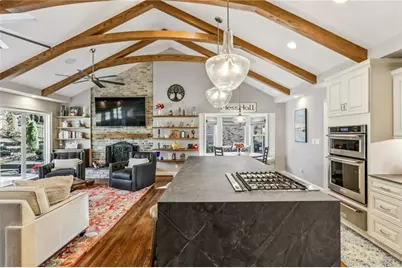 7265 Hunters Branch Drive, Atlanta, GA 30328 - Photo 11