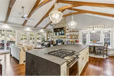 7265 Hunters Branch Drive, Atlanta, GA 30328 - Photo 15