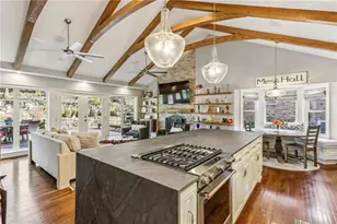 7265 Hunters Branch Dr, Atlanta, GA 30328 - Photo 15