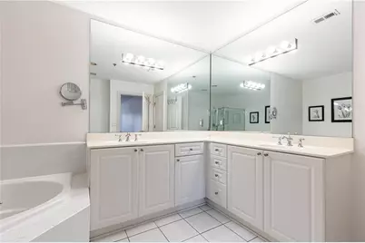 211 Colonial Homes Drive NW #2203, Atlanta, GA 30309 - Photo 7