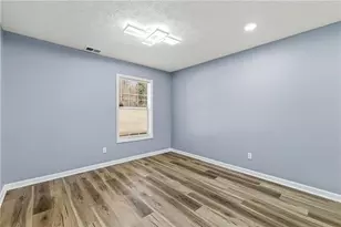 6248 Marbut Farms Ln, Lithonia, GA 30058 - Photo 11