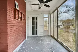 140 1st St, Rome, GA 30161 - Photo 9