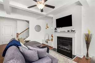 7624 Squire Ct, Fairburn, GA 30213 - Photo 11