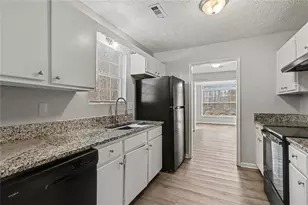 220 Westcliffe Ct, College Park, GA 30349 - Photo 7