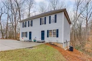 2950 Bridge Dr, Gainesville, GA 30506 - Photo 3