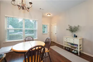 2575 Maple Park Pl, Cumming, GA 30041 - Photo 3