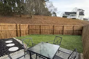 2575 Maple Park Pl, Cumming, GA 30041 - Photo 19