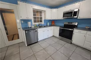 1695 SE Winchester Way, Conyers, GA 30013 - Photo 13