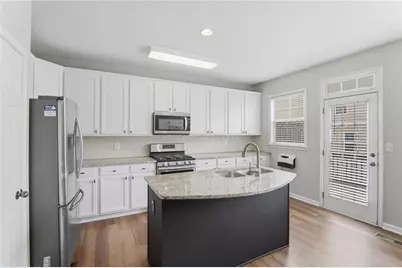 4358 Grove Field Court, Suwanee, GA 30024 - Photo 9