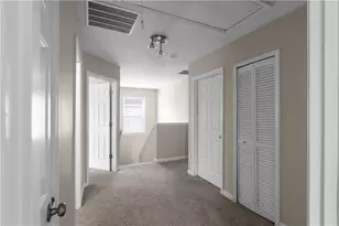 7404 Blue Jay Way, Union City, GA 30291 - Photo 19