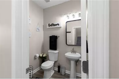 7404 Blue Jay Way, Union City, GA 30291 - Photo 11